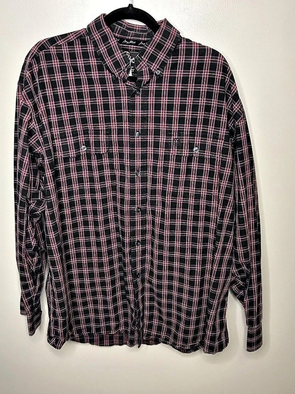 Wrangler George Strait Collection Plaid Button Down in Black & Red SXL